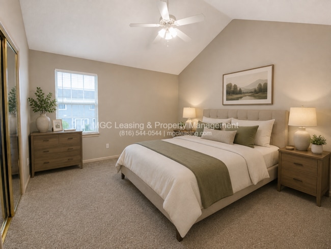 Building Photo - South Garden Townhomes
