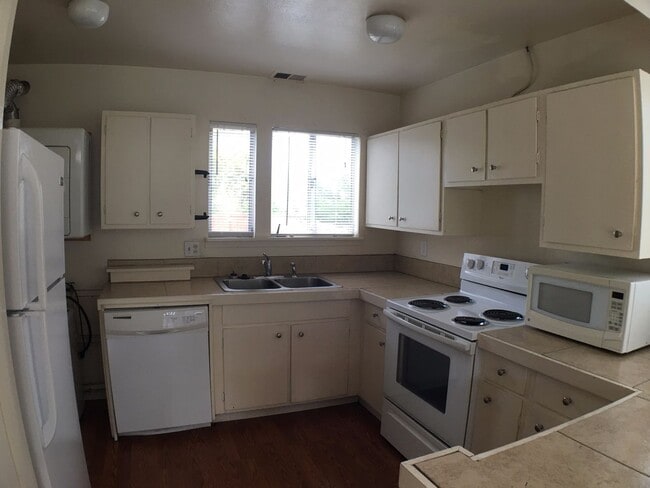 Building Photo - Seven Thirty, LLC (775)