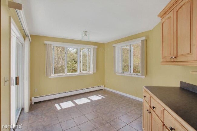 Foto del edificio - 4 br, 3 bath House - 31 Bradford Ln