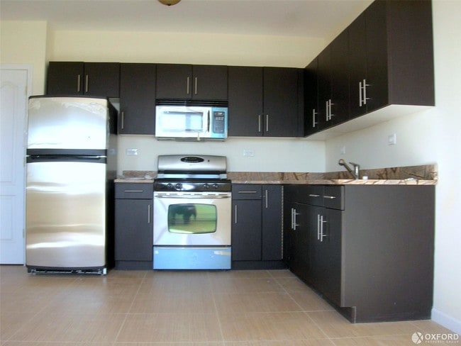 Building Photo - 379 Lefferts Avenue