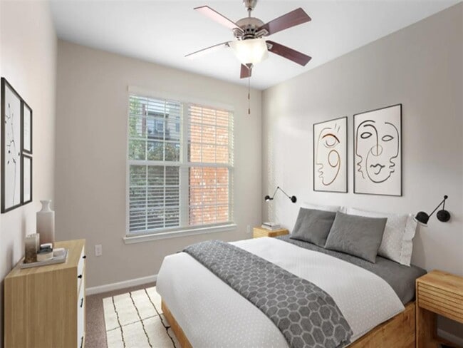 Building Photo - Cantare at Indian Lake Village