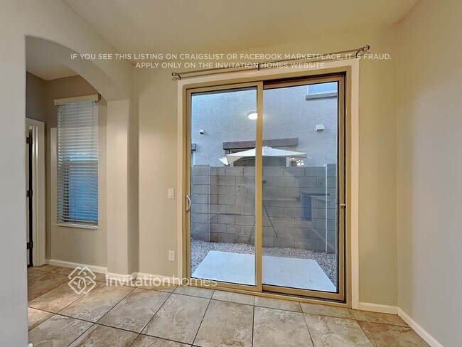 Foto del edificio - 3394 E Liberty Ln