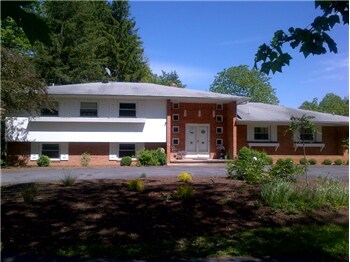 Primary Photo - 367 Mary's Ln