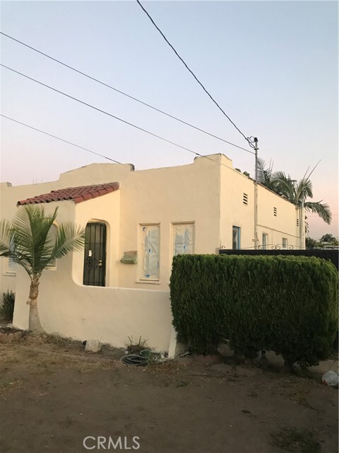 Building Photo - 6036 Redman Ave
