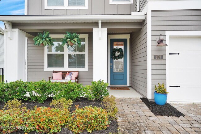 Foto del edificio - 187 Silverleaf Village Dr