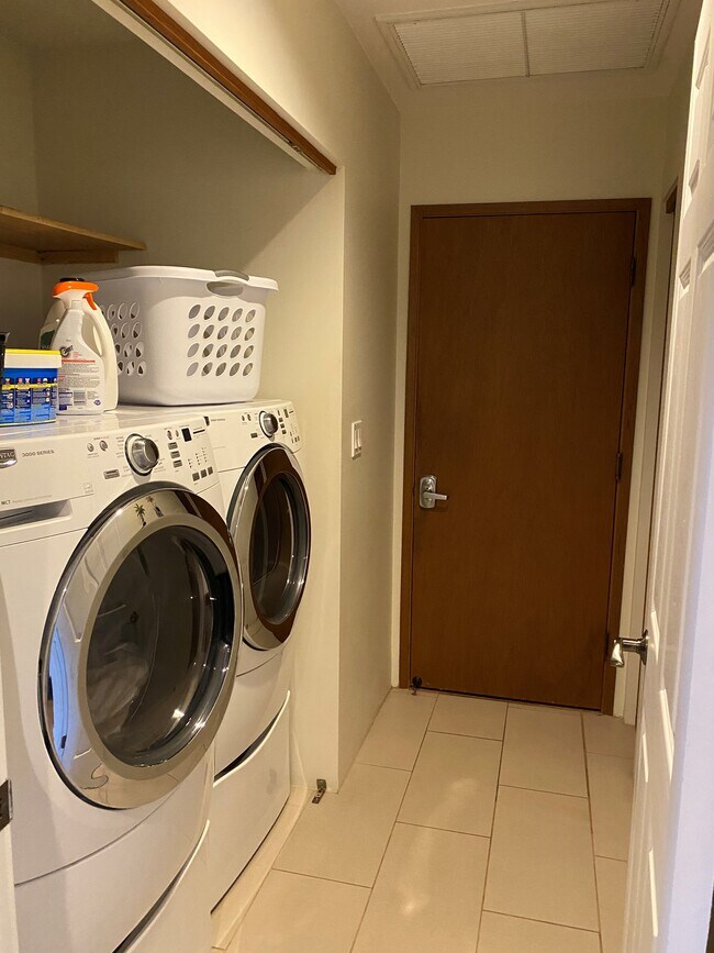 Foto del edificio - 4103 N Paua Way