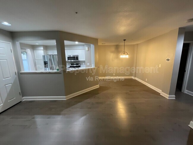 Foto del edificio - 6221 Barb Werner Ln