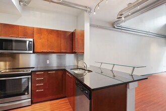 17th Street Lofts photo'