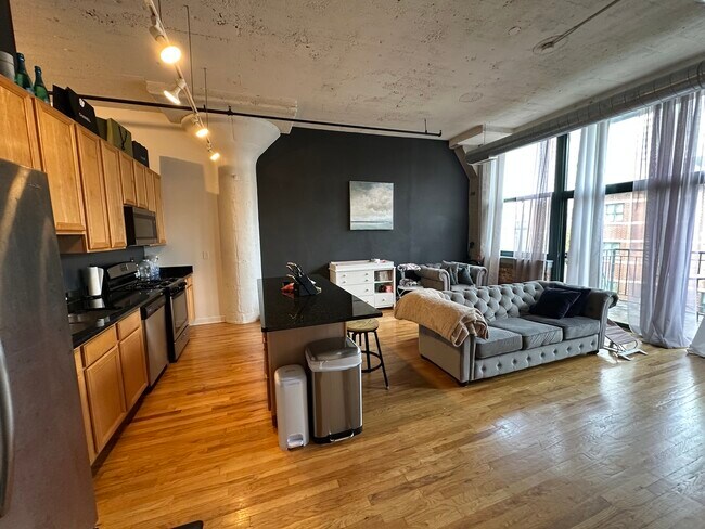 Foto del edificio - 221 E Cullerton St