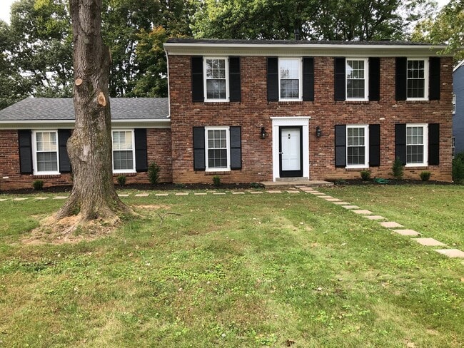 Photo - Beautiful 4 Bedroom 2 1/2 Bathroom Home