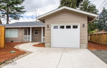 Building Photo - 2683 Jeppesen Acres Rd