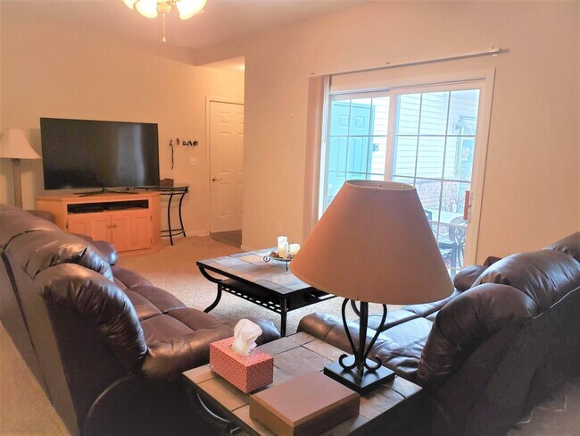 Foto del edificio - 4752 S Forest Point Blvd