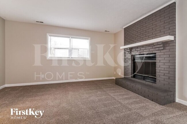 Foto del edificio - 4407 Robertson Blvd