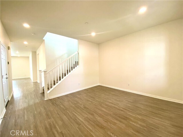 Foto del edificio - 4733 Rogers Way