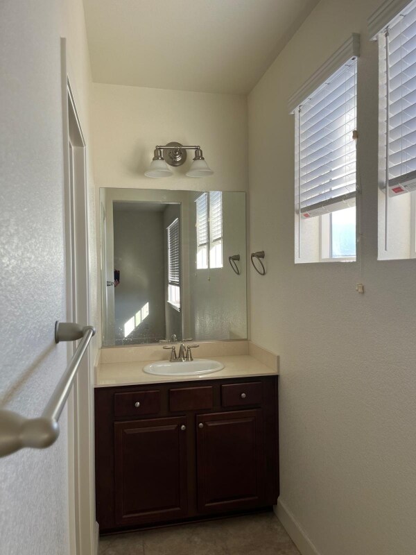 Foto del edificio - 9790 Quartette Dr