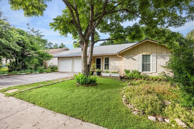 Building Photo - 4708 Gray Fox Dr