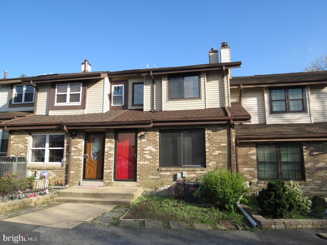 5105 E Brigantine Ct, Wilmington, DE 19808 Townhome Rentals in