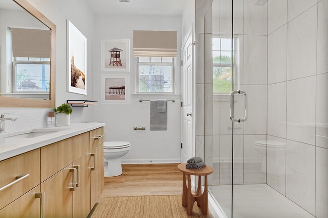 Modern Bathroom - Luxe at Union Hill