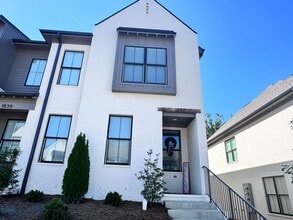 Building Photo - 1837 Reserve Loop