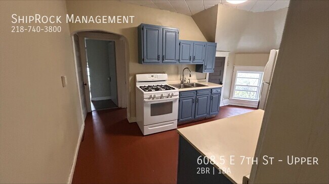 Foto del edificio - 608.5 E 7th St
