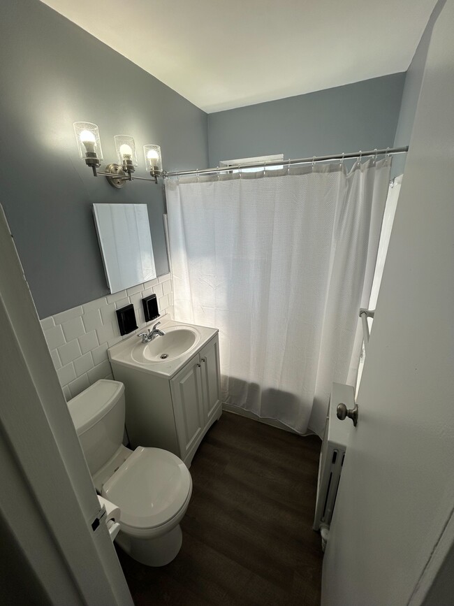 Updated Bathroom - Virginia Junction