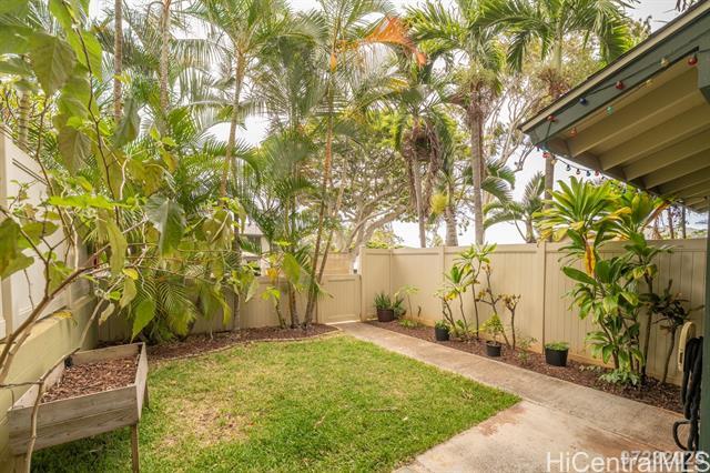 Building Photo - 92-1288-1288 Kikaha St