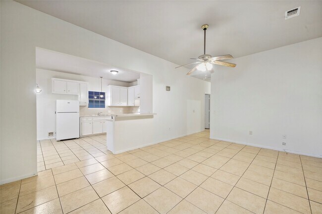Foto del edificio - 5502 Finch St