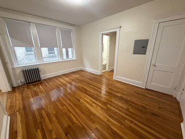 Foto del edificio - 109 Brainerd Rd