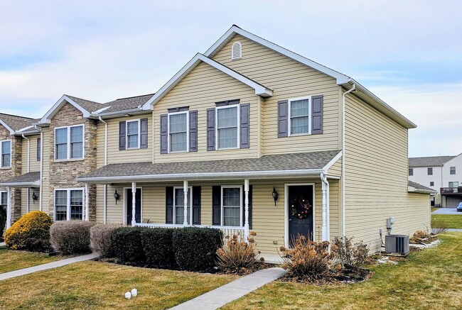 Building Photo - 227 Limestone Dr