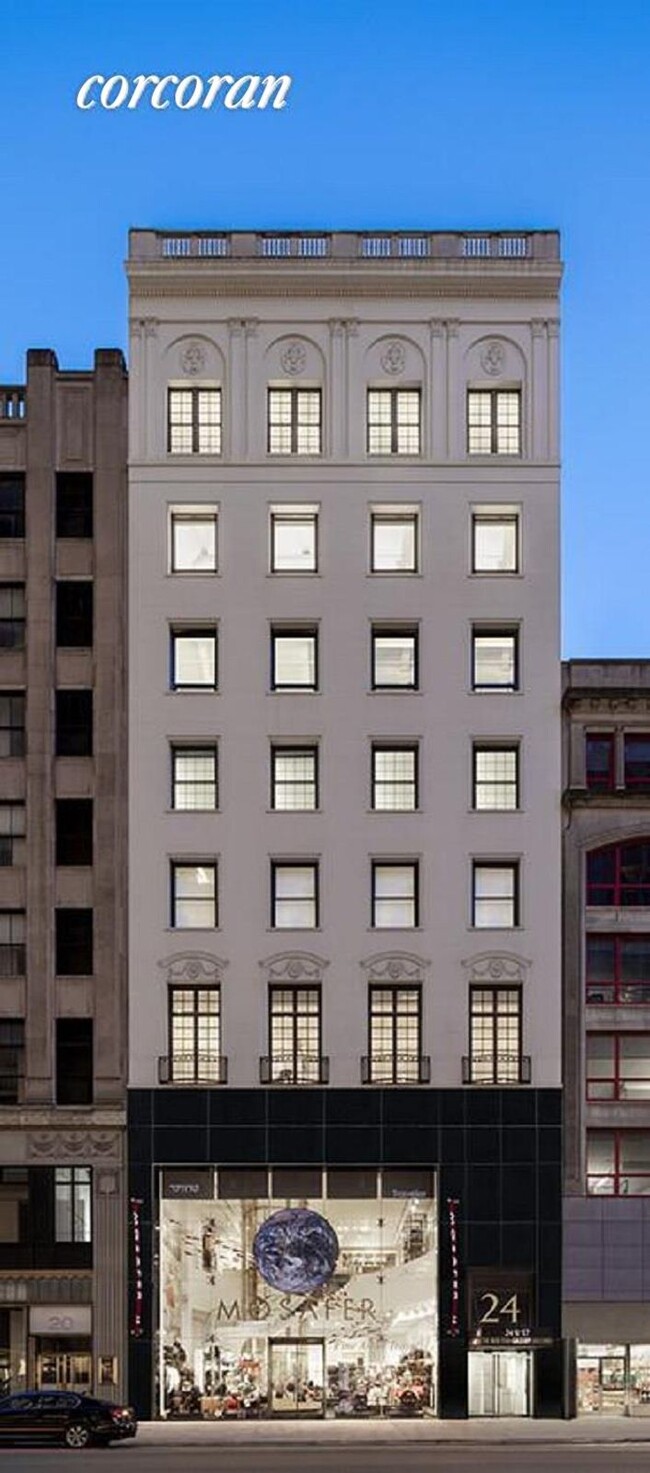 Building Photo - 24 W 57th St