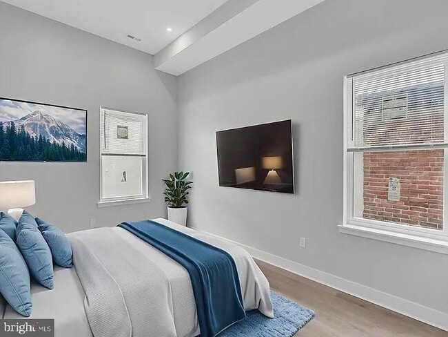 Foto del edificio - 1245 N 26th St
