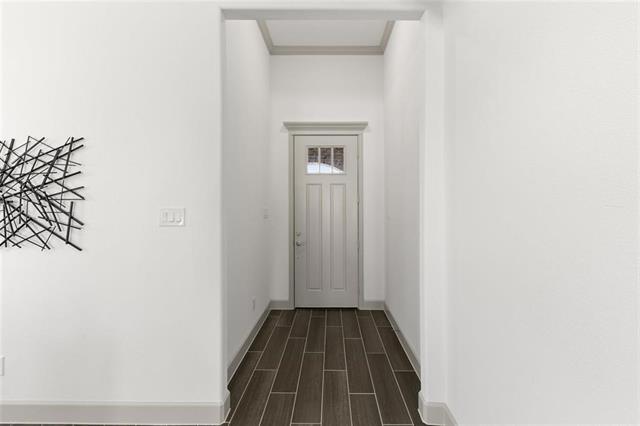 Foto del edificio - 589 Silver Spgs Ln