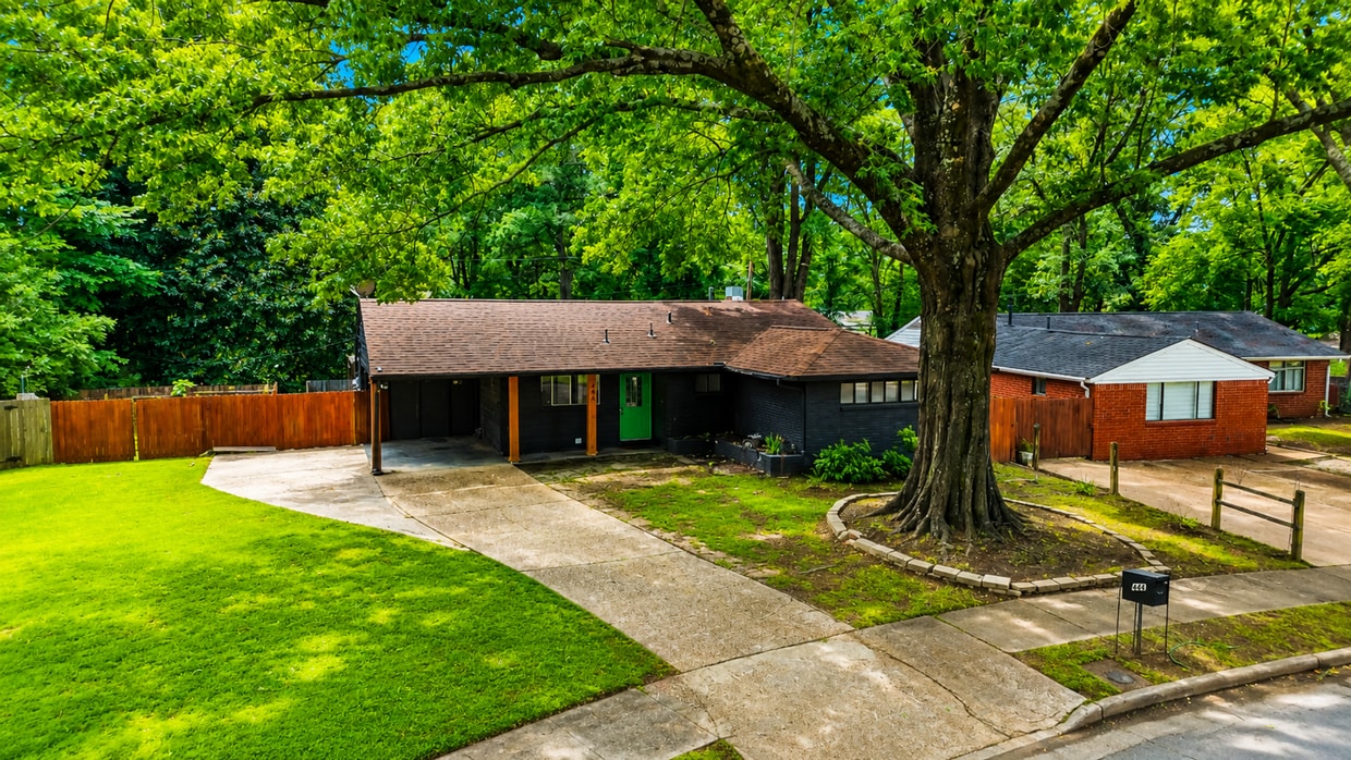 Cozy Freshly Updated 4BR/2BA on Green Acres- Available Now!!! - Cozy Freshly Updated 4BR/2BA on Green Acres- Available Now!!!