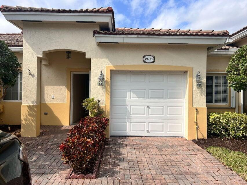 Primary Photo - 2405 Windjammer Way