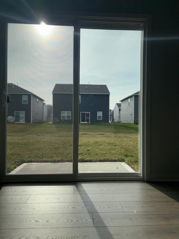 Foto del edificio - 7055 Blackmer Ridge Blvd