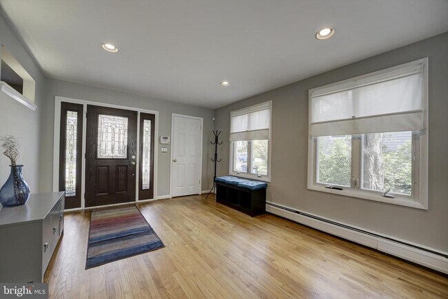 Foto del edificio - 6326 Rockhurst Rd