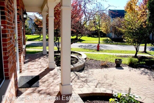 Building Photo - 5 br, 3 bath House - 4911 Princeton Lane