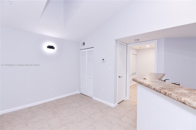 Foto del edificio - 1011 Crystal Way