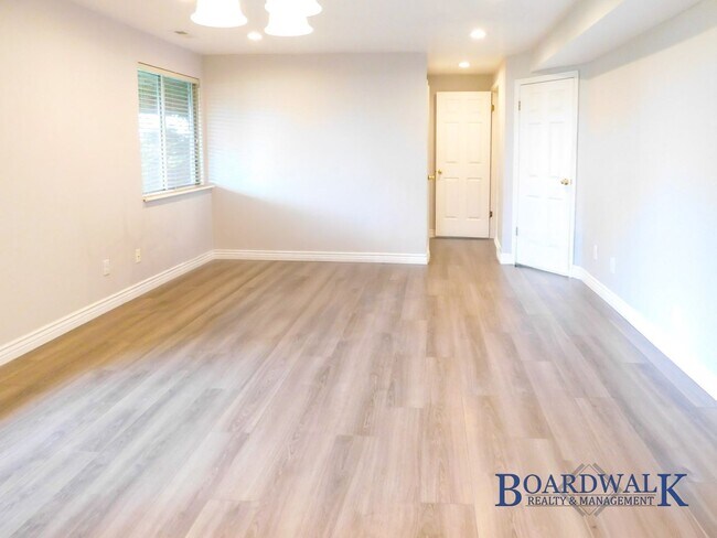 Foto del edificio - 11644 Brisbane Dr