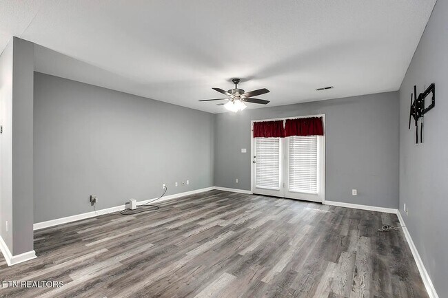Building Photo - 1853 Tillery Square Ln