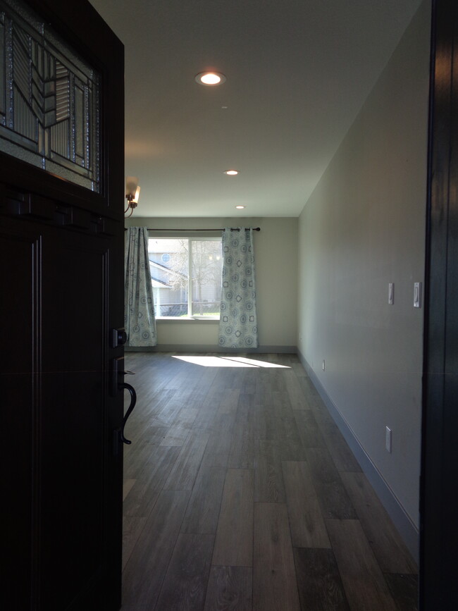 Foto del edificio - 1364 Northern Heights Loop NE
