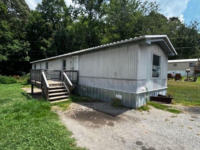 Building Photo - 2/2 in Cleveland County, NC