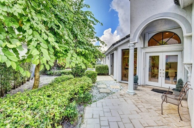 Photo - 2106 NW 60th Cir House