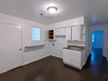 Photo - 1512 N Merton St Apartment