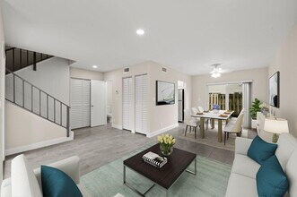 Building Photo - 1600 NW 15th Ave