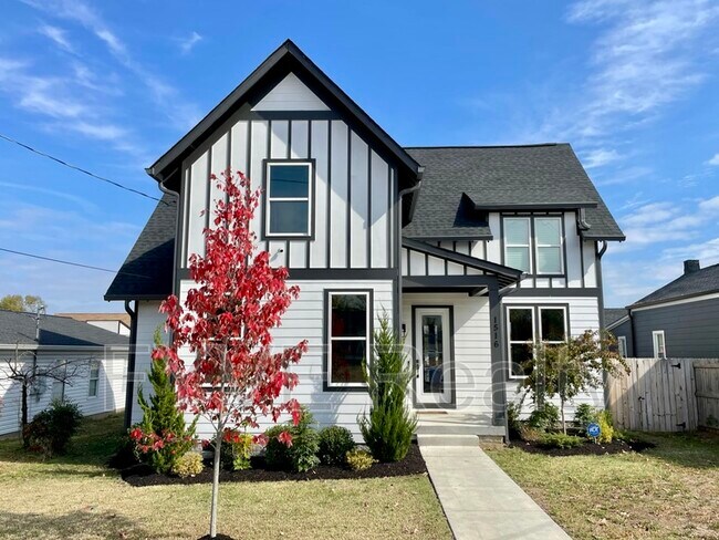 Foto del edificio - 1516 17th Ave N
