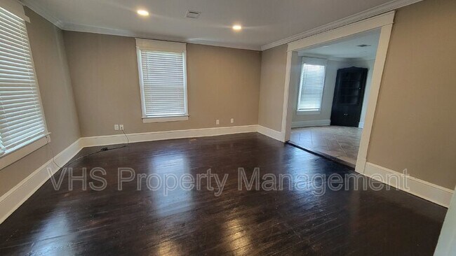 Building Photo - 628 Sperryville Pike