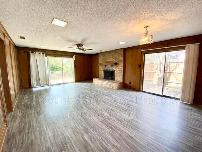 Building Photo - 2023 Springwood Place