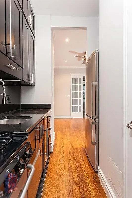 Foto del edificio - 248 Mott St