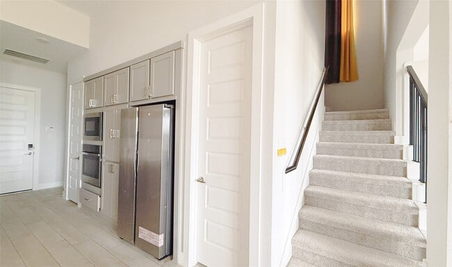 Building Photo - 5918 Emerald Ranch Ln